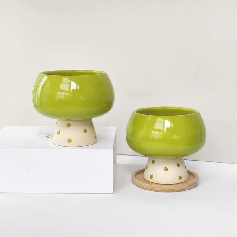 スタイリッシュなミニマリストセラミックフラワーポット、蜘蛛、 - Snake Plant Ceramic のレビューと価格